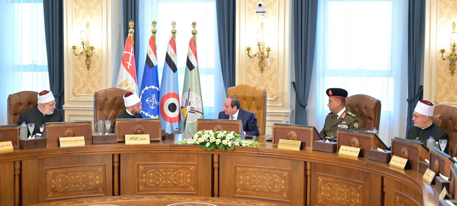الرئيس السيسى يشهد اختبارات كشف الهيئة لحاملى الدكتوراه من دعاة وزارة الأوقاف بمقر الأكاديمية العسكرية الرئيس السيسى يشهد اختبارات كشف الهيئة لحاملى الدكتوراه من دعاة وزارة الأوقاف بمقر الأكاديمية العسكرية