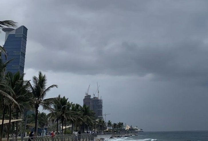 أمطار وصواعق على عدد من محافظات مكة المكرمة