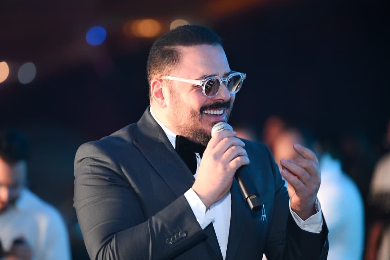 محمد فؤاد ورامي عياش وإيهاب توفيق ومصطفى حجاج وكارمن سليمان