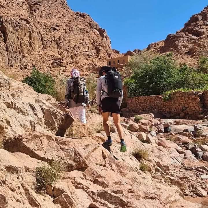 لسائحين بجبل كاترين