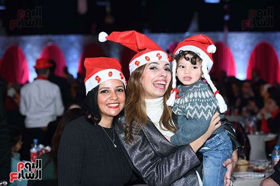 حضور كبير على الحفل حضور كبير على الحفل