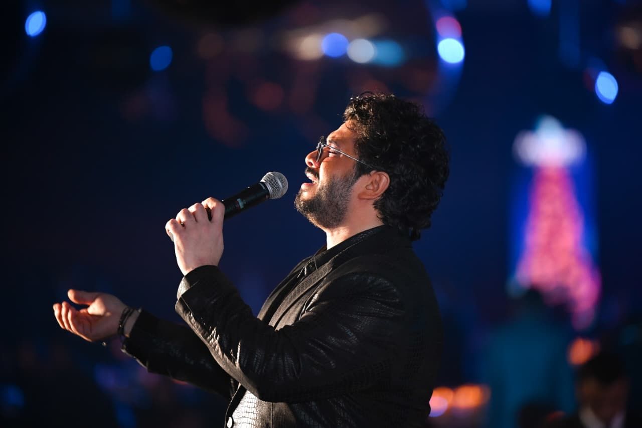 محمد فؤاد ورامي عياش وإيهاب توفيق ومصطفى حجاج وكارمن سليمان