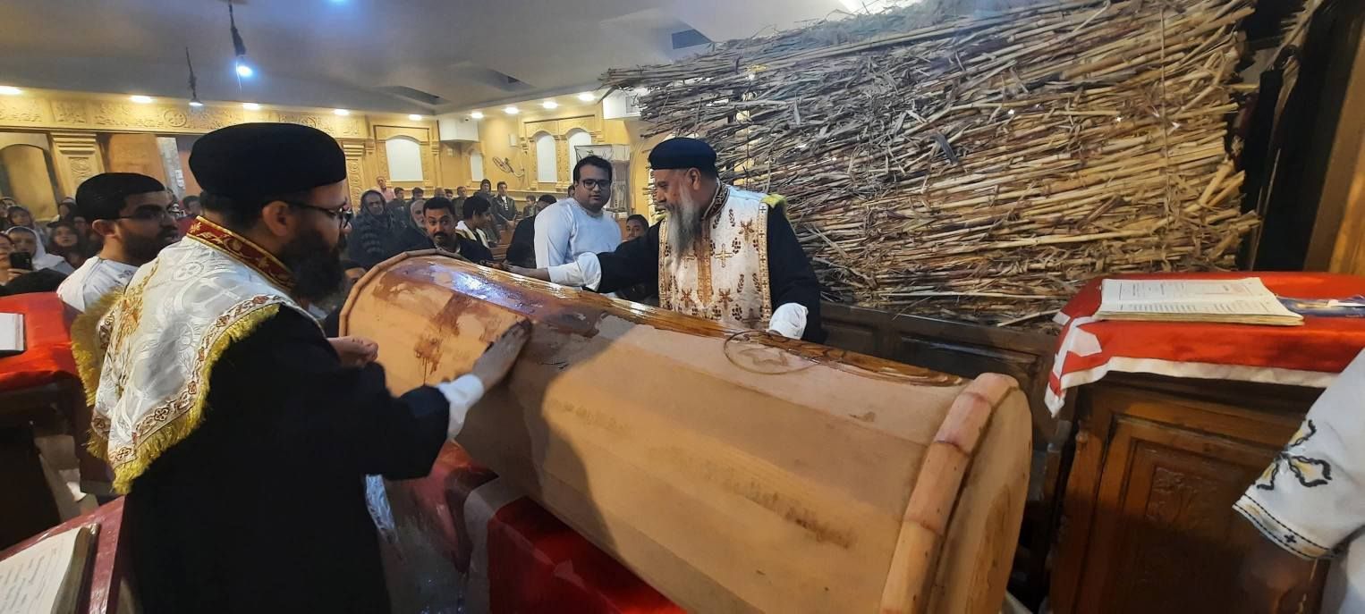 تطييب رفات الأم دولاجى وأولادها الأربعة بكنيستها جنوب الأقصر