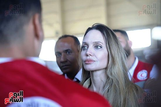 أنجلينا جولي تؤكد دعمها للمساعدات الإنسانية