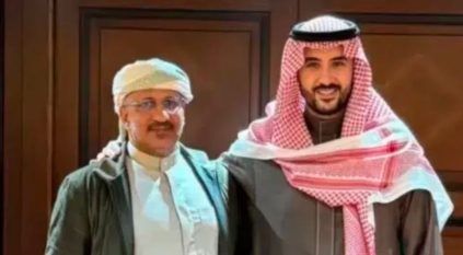 خالد بن سلمان يبحث مع طارق صالح دعم استقرار اليمن