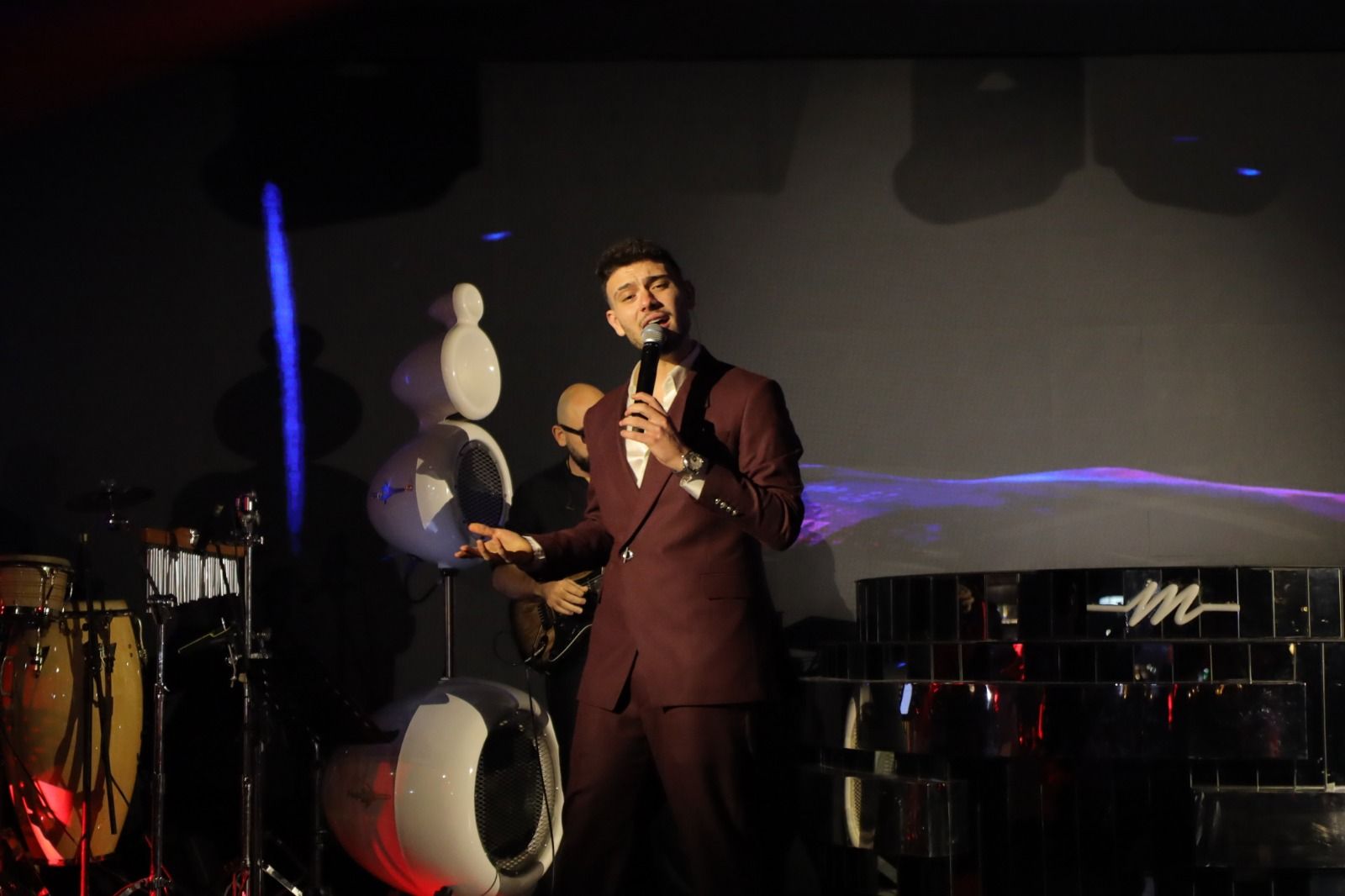 المطرب الشامى المطرب الشامى