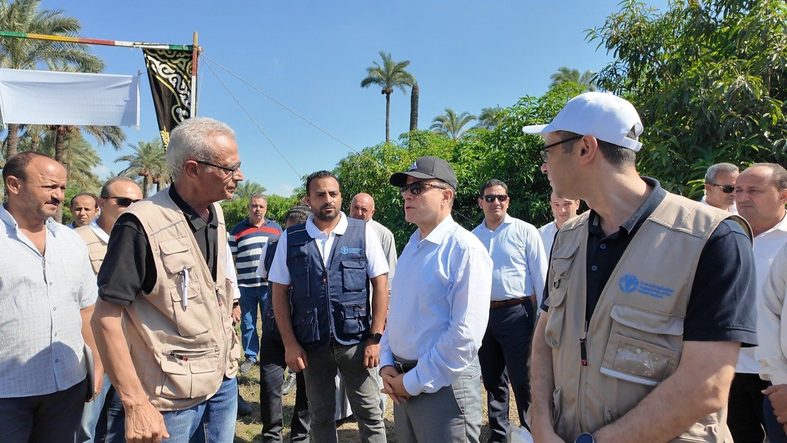 محافظ كفر الشيخ خلال جولته