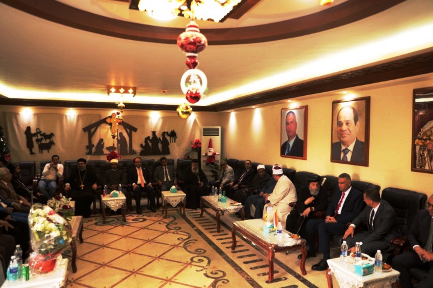 جانب من زيارة الكنائس