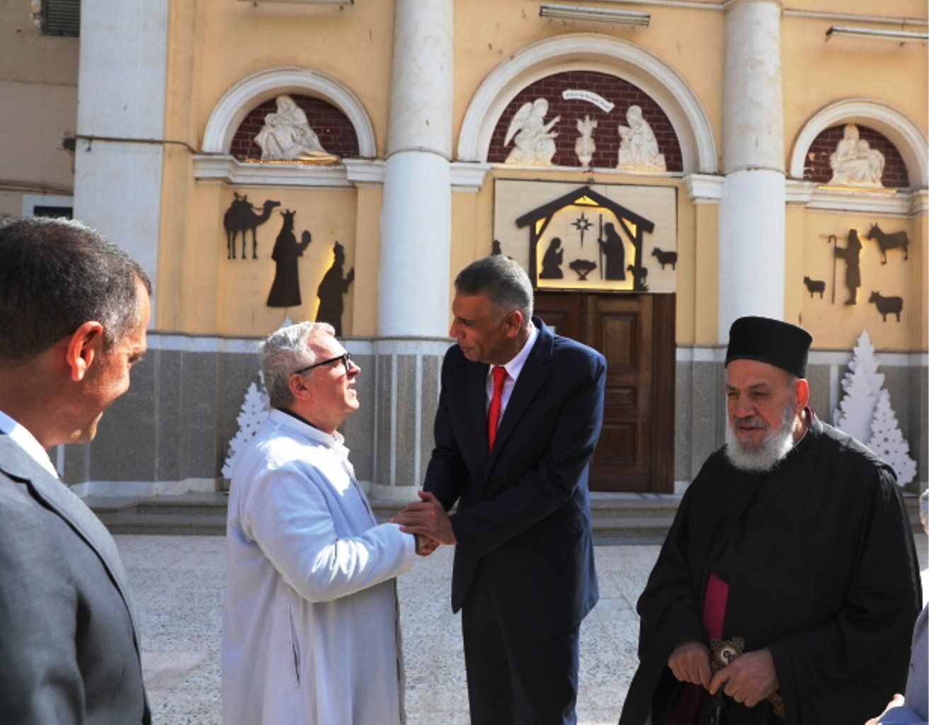 جانب من تقديم التهنئة_1