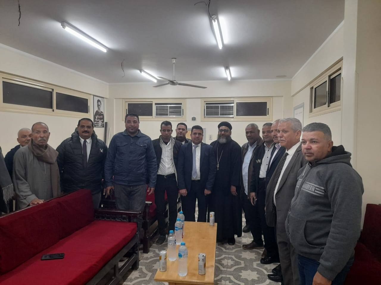 رئيس مدينة الطود يزور دير القديسين وكنيسة السيدة مريم العذراء للتهنئة بعيد الميلاد