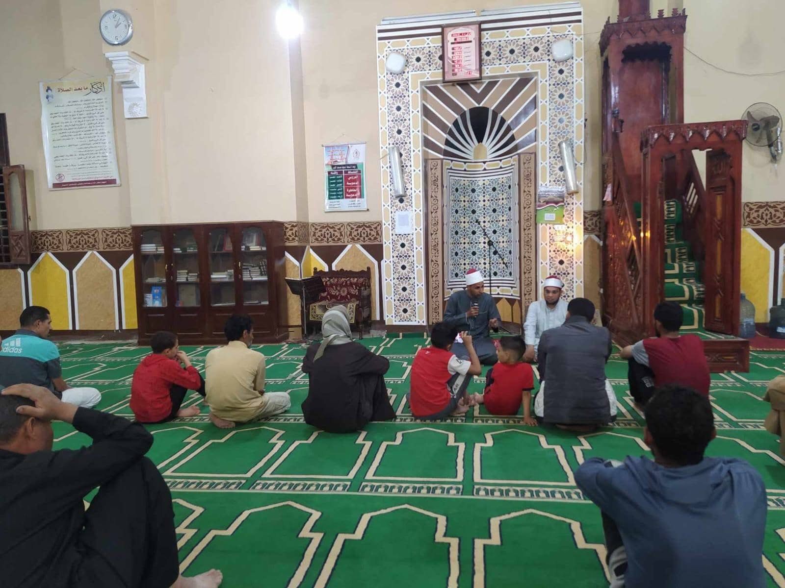 ندوات توعويه مكثفه ندوات توعويه مكثفه