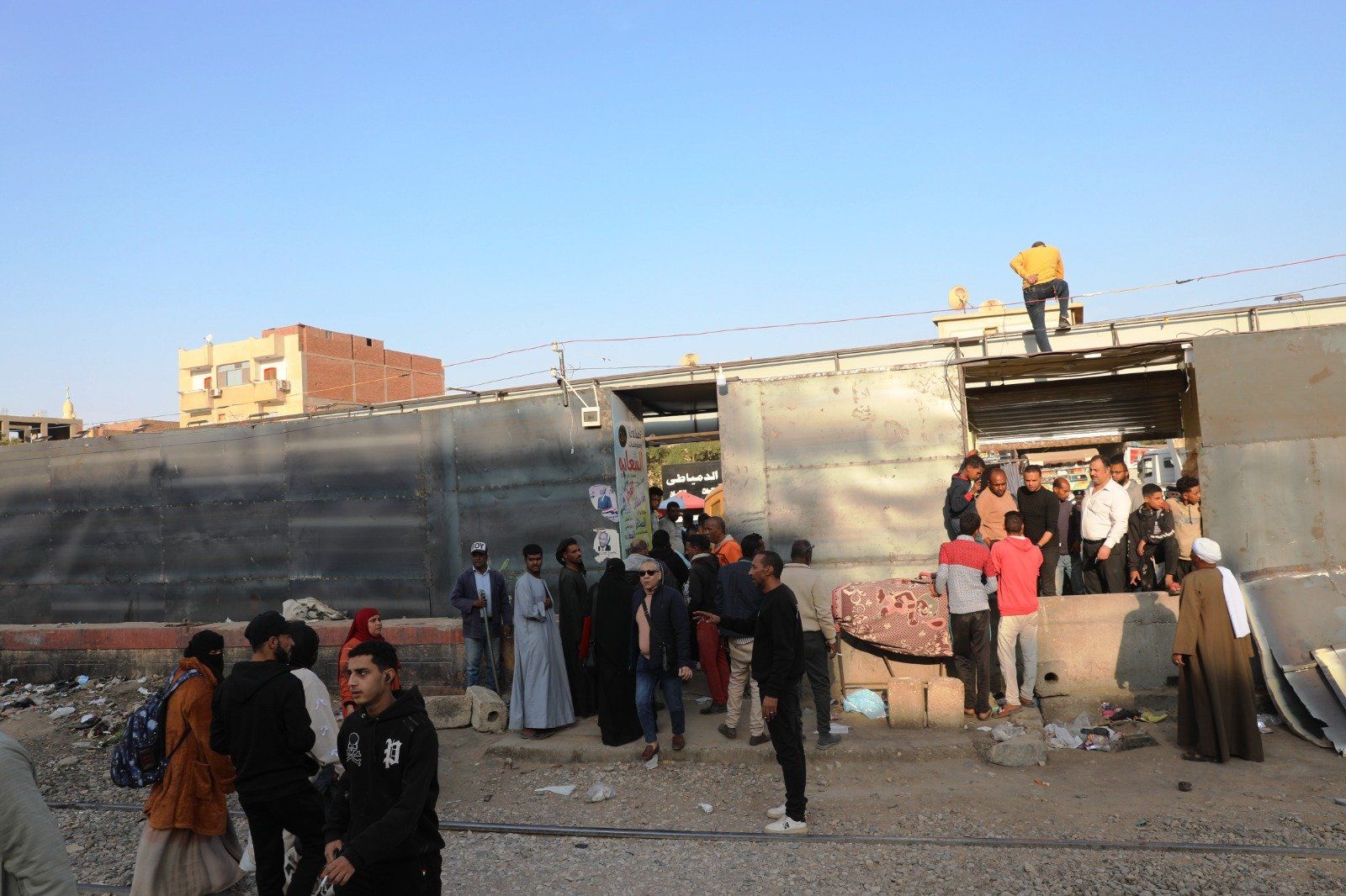 جانب من الحملة بالسيل جانب من الحملة بالسيل