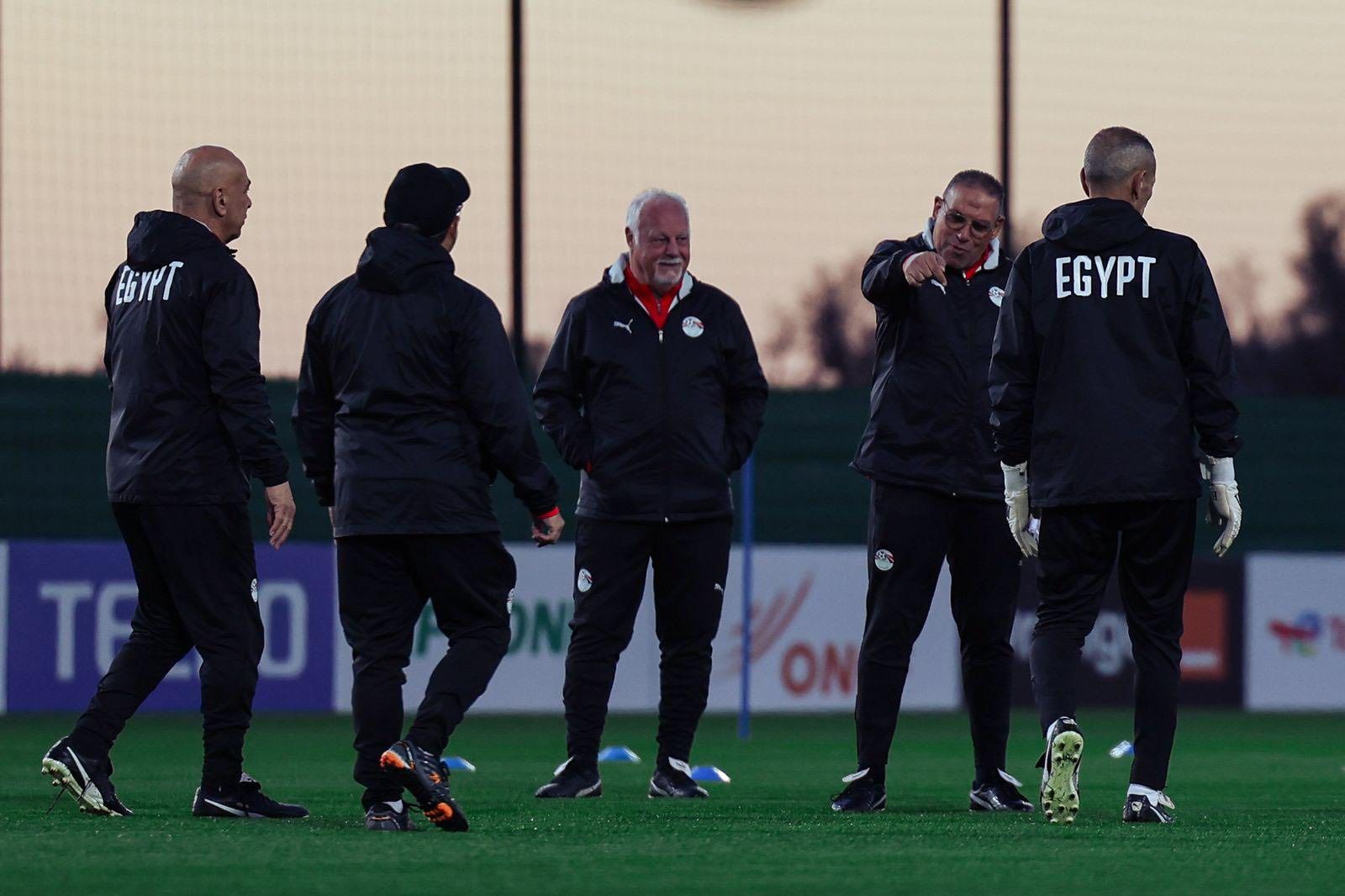 تدريب منتخب مصر استعدادا لمواجهة كوت ديفوار (3) تدريب منتخب مصر استعدادا لمواجهة كوت ديفوار (3)