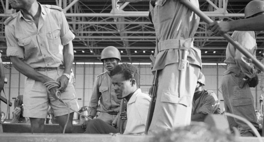 بعد أشهر قليلة من اعتقاله تم اعدام لومومبا بمشهد درامى بعد أشهر قليلة من اعتقاله تم اعدام لومومبا بمشهد درامى