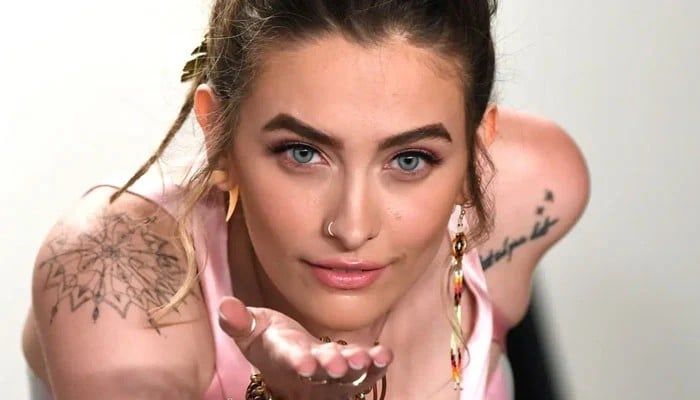 باريس جاكسون باريس جاكسون