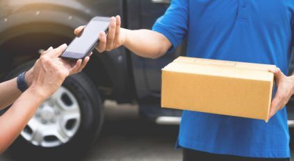 حقوق المستفيدين من خدمات توصيل الطلبات عبر التطبيقات الإلكترونية