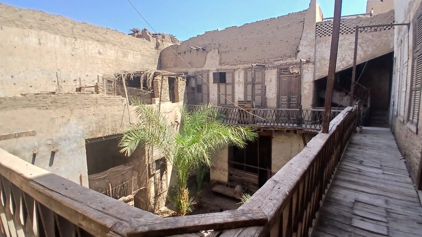 وكالة قديمة بقنا