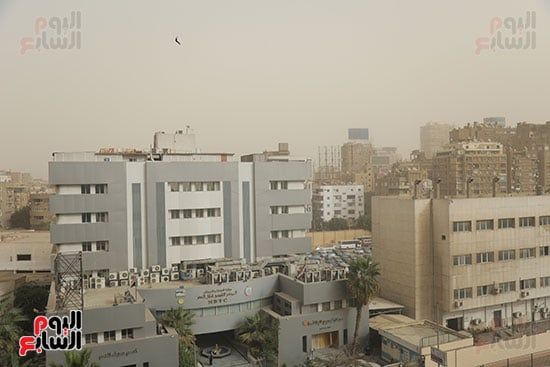 أتربة ونشاط رياح وتدهور الرؤية