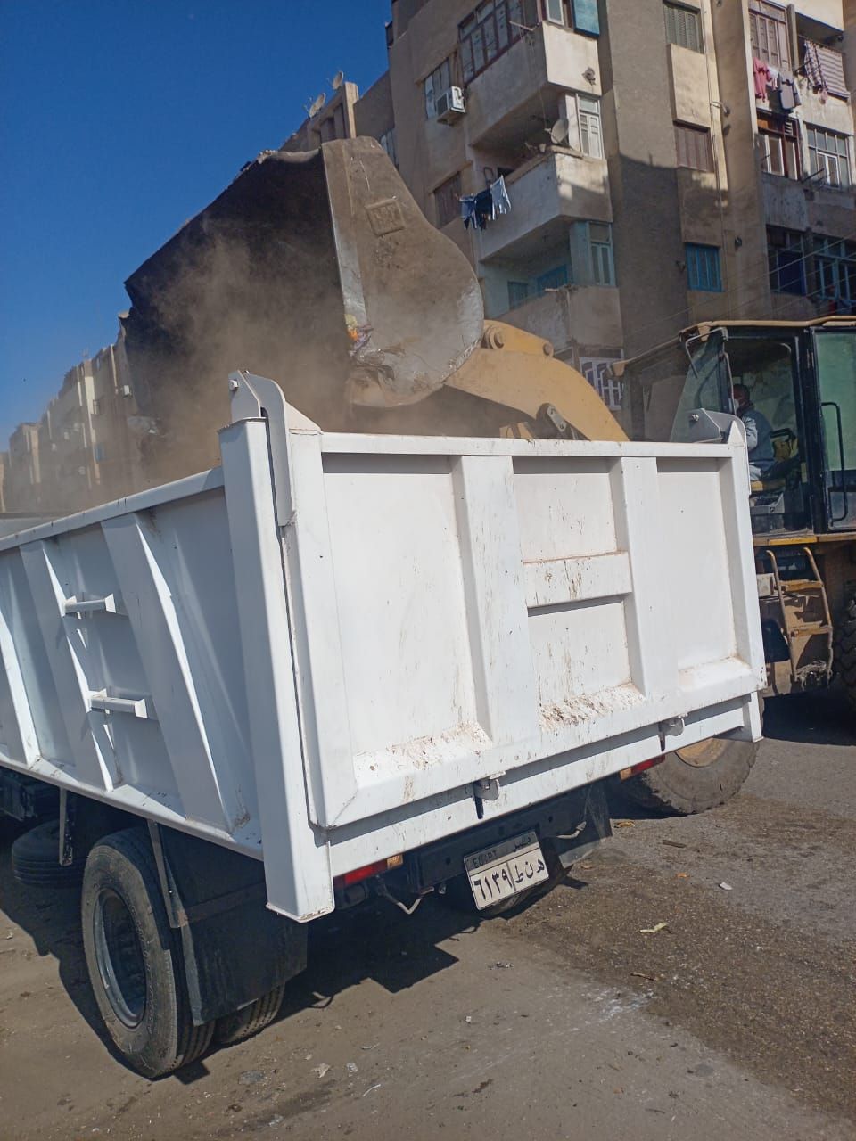 كميات كبيرة من المخلفات