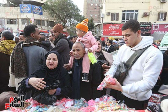 السيدة زينب لا تخلو من زوار