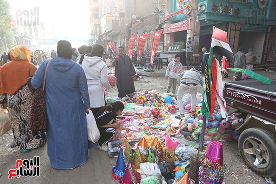 الباعة مستعدين لاستقبال الزوار