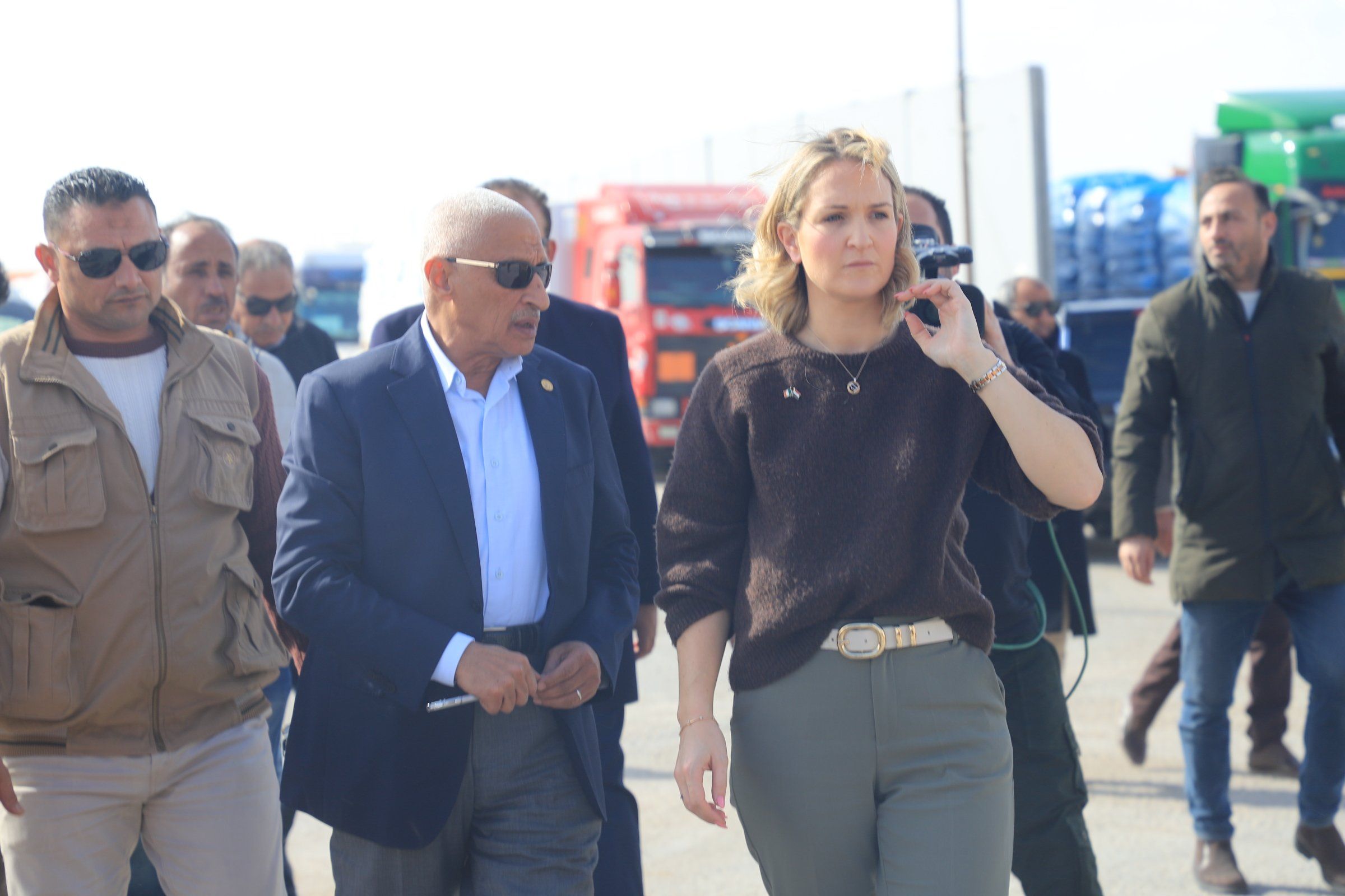 من امام معبر رفح