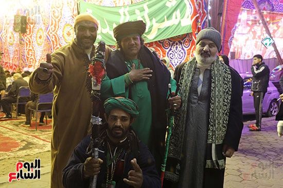 الفرح يملأ العيون الفرح يملأ العيون