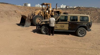 ضبط مخالف استغل الرواسب في المدينة المنورة