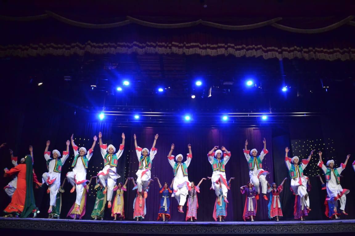 فرقة رضا بالبالون (1)