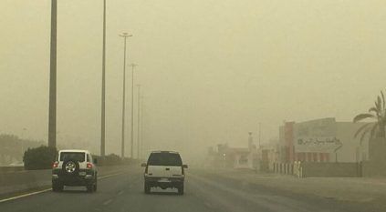 رياح على منطقة تبوك حتى السادسة مساء