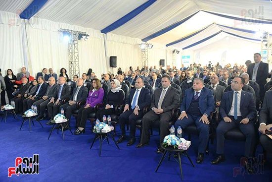 وزيرة التنمية المحلية تدشن منظومة الاتوبيس