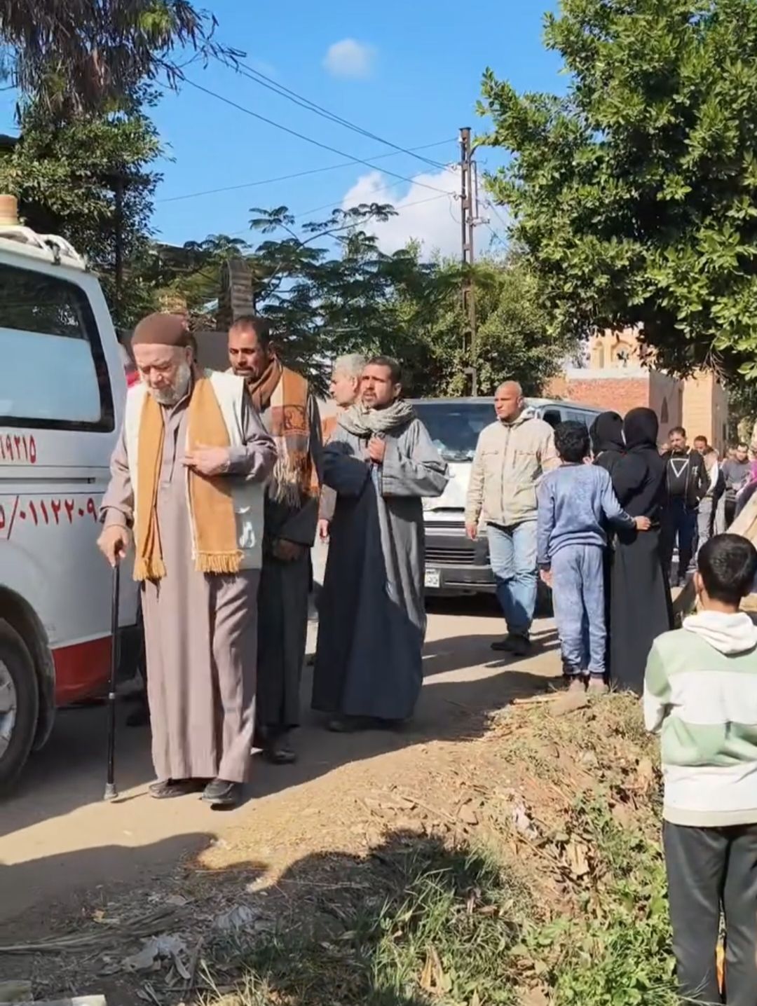 جنازة 5 أشقاء ضحية تسريب الغاز فى بنها (7)