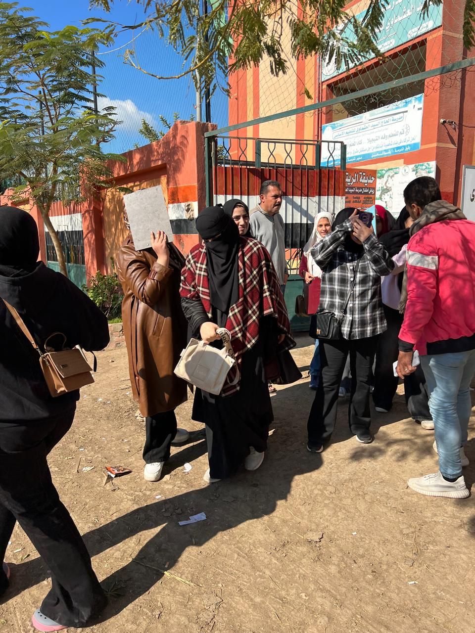 خروج طلاب الشهادة الاعدادية من اللحان