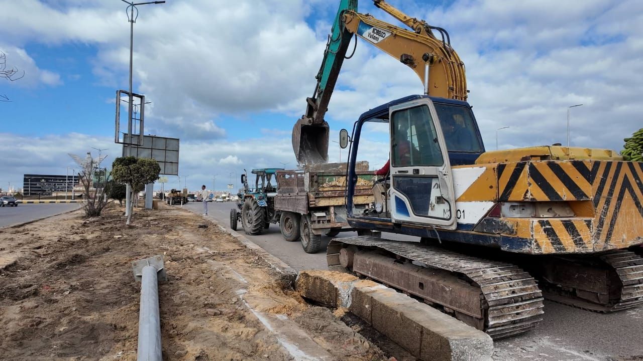 رفع كفاءة الجزيرة الوسطى بمحور 30 يونيو