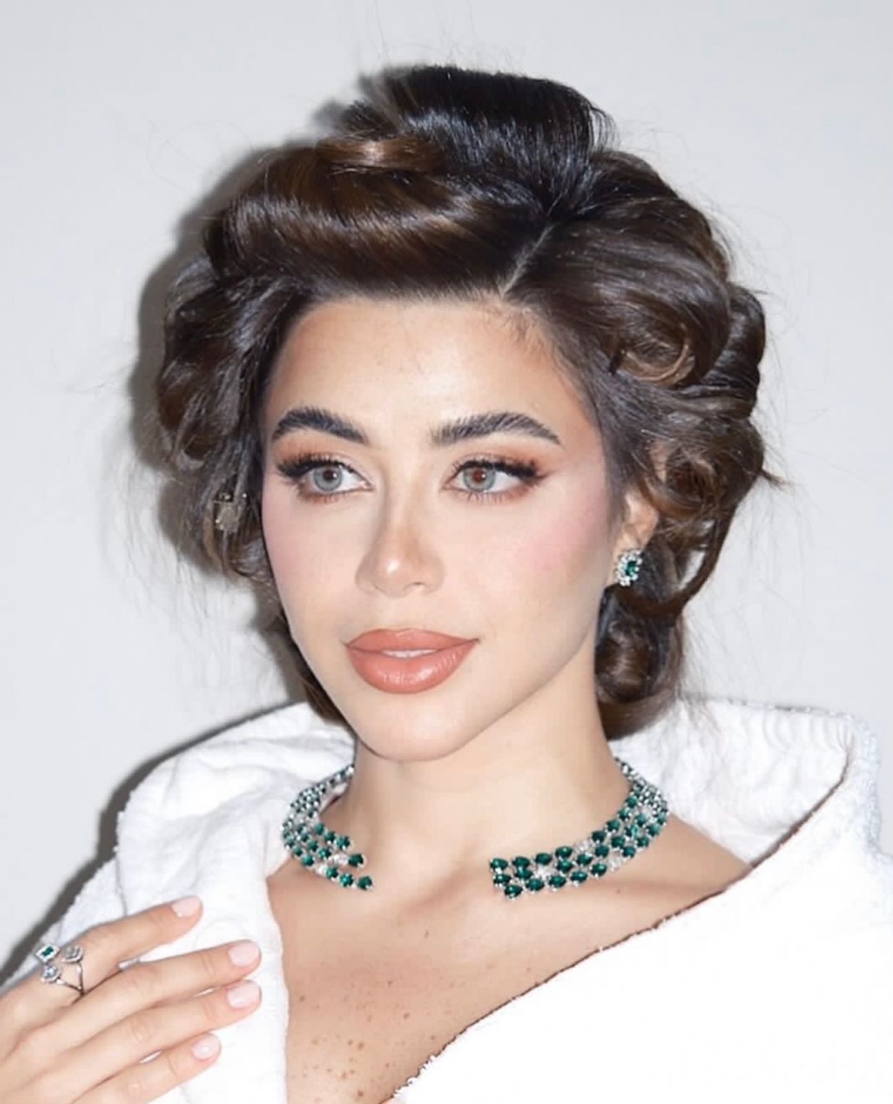 يارا السكري تتألق فى مسلسل على كلاى (1)