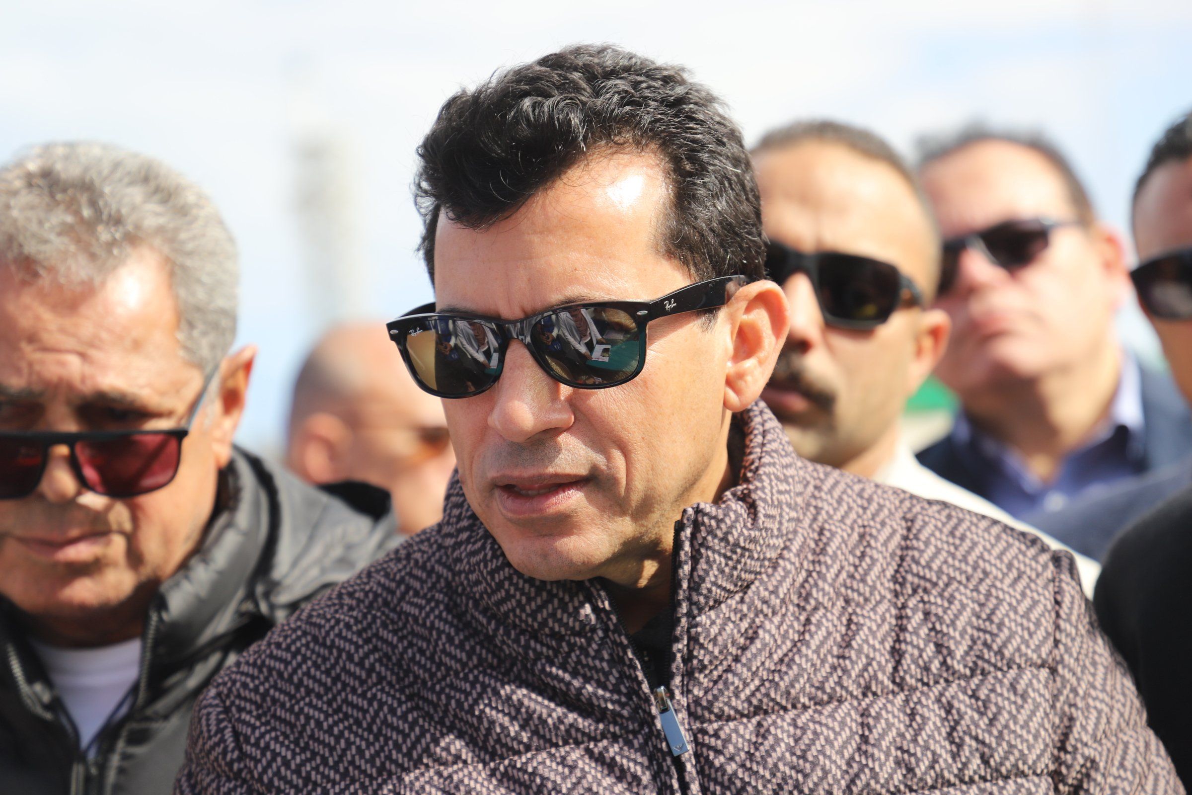 وزير الشباب والرياضه