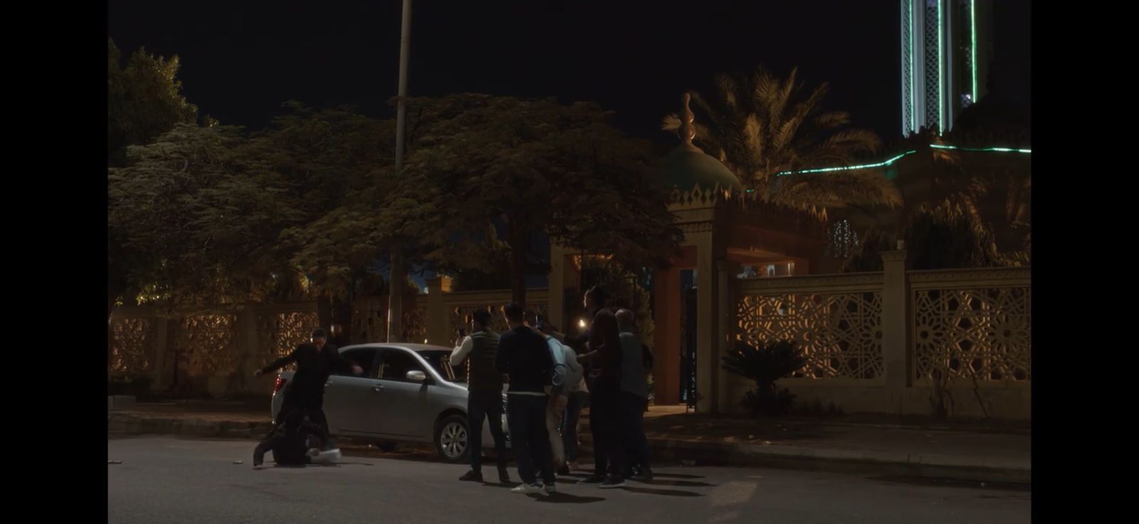 أحمد زاهر يثور على أصحاب الصفحات بسبب تصويرهم أوجاع الناس من أجل الترند (3)