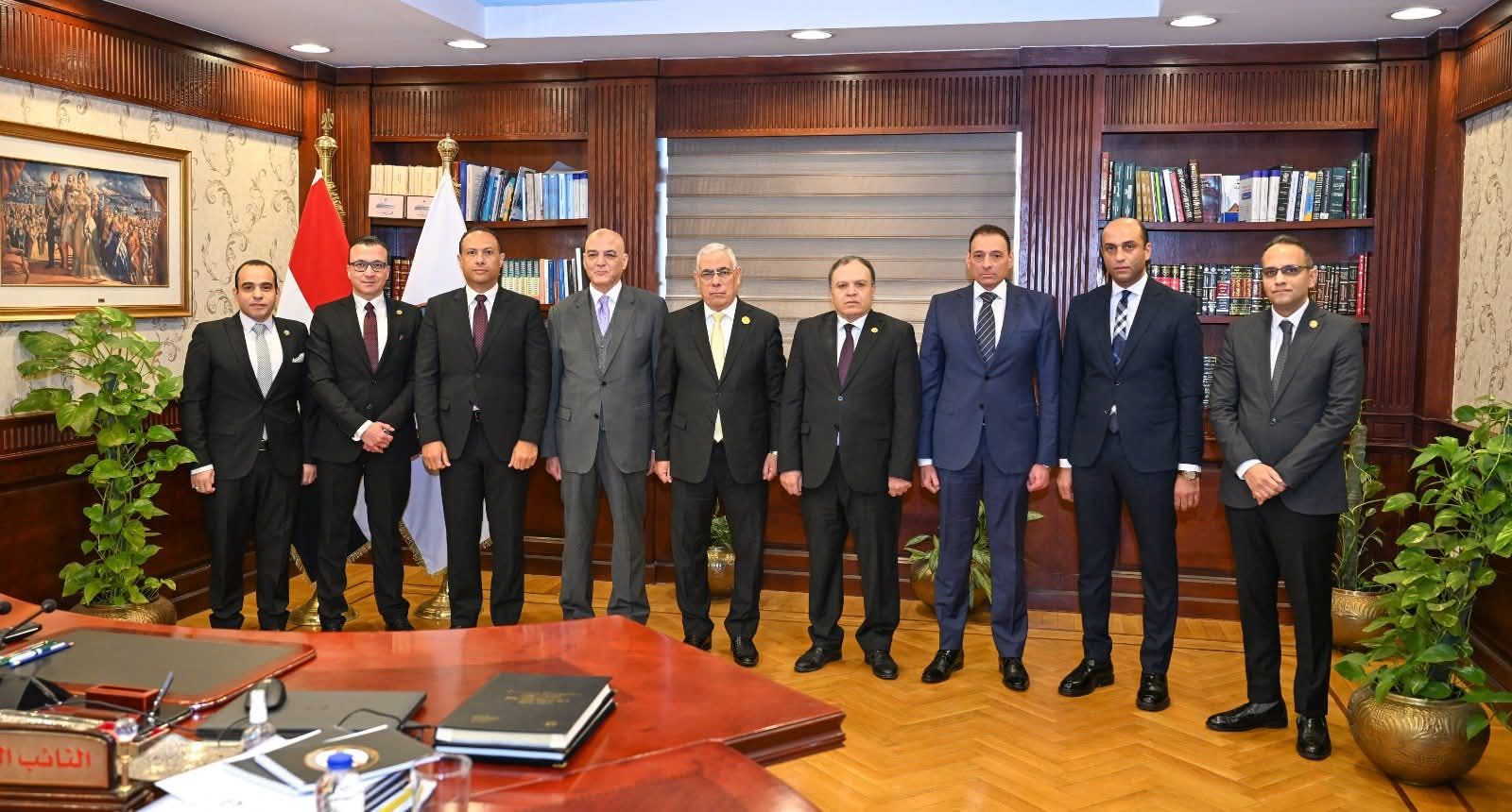 النائب العام يستقبل رئيس الاستئناف لنيابة استئناف طنطا (1)