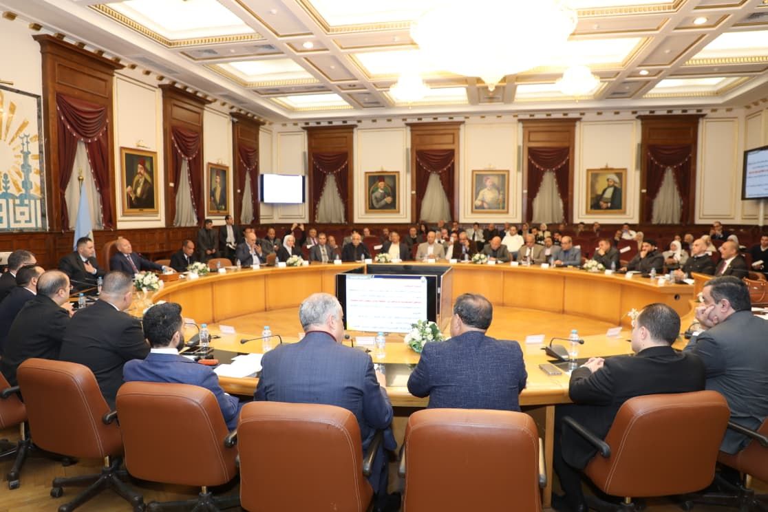 محافظ القاهرة يلتقى نواب البرلمان الجدد (1)