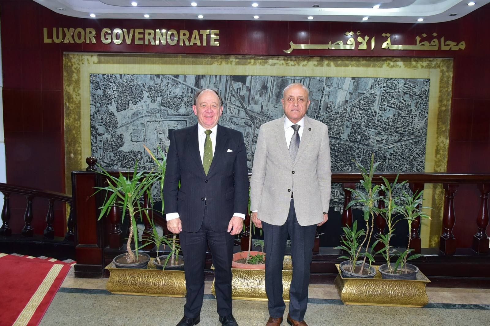 لقاء المحافظ وسفير الأرجنتين بالقاهرة لبحث سبل التعاون المشترك وفرص الاستثمار