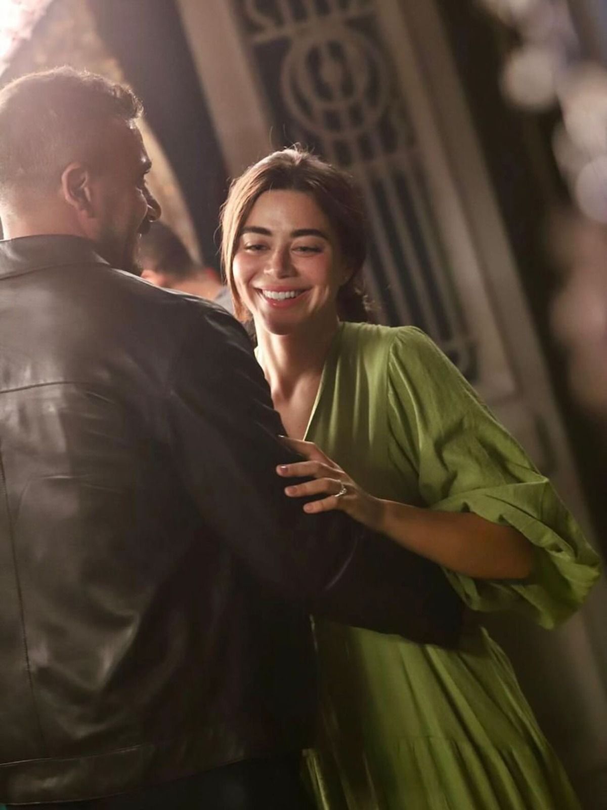 أحمد العوضي ويارا السكري أحمد العوضي ويارا السكري