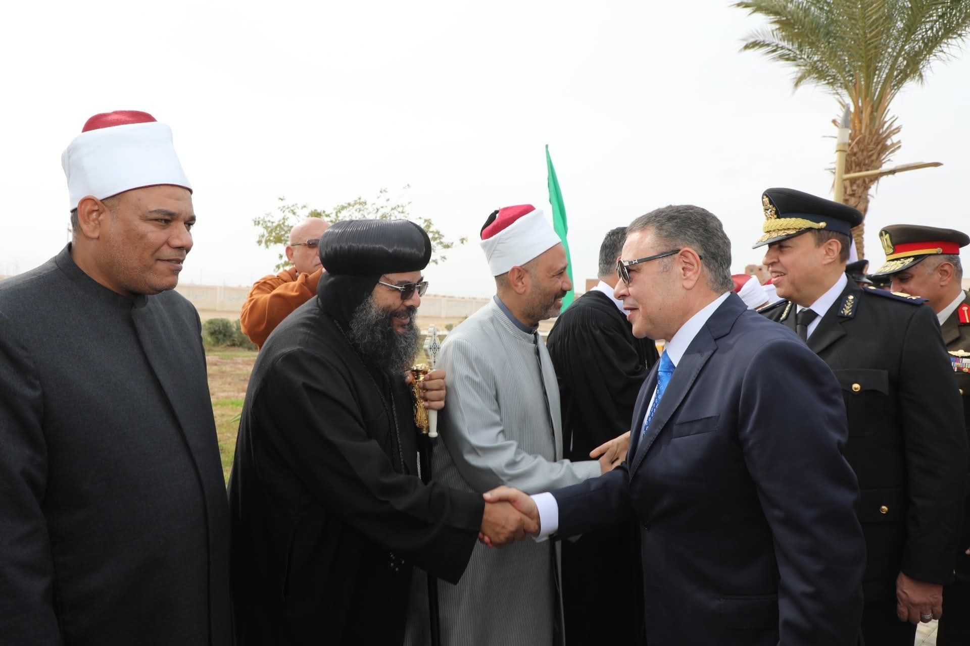 تهنئة قيادات المحافظة بالعيد القومى تهنئة قيادات المحافظة بالعيد القومى