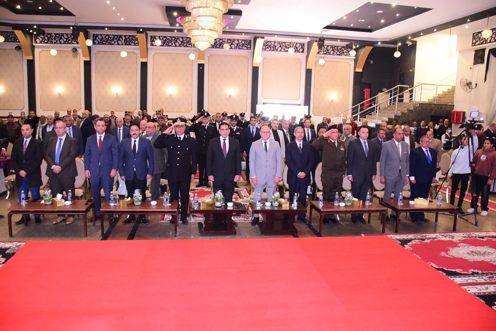 السلام الجمهورى بالإحتفالية السلام الجمهورى بالإحتفالية