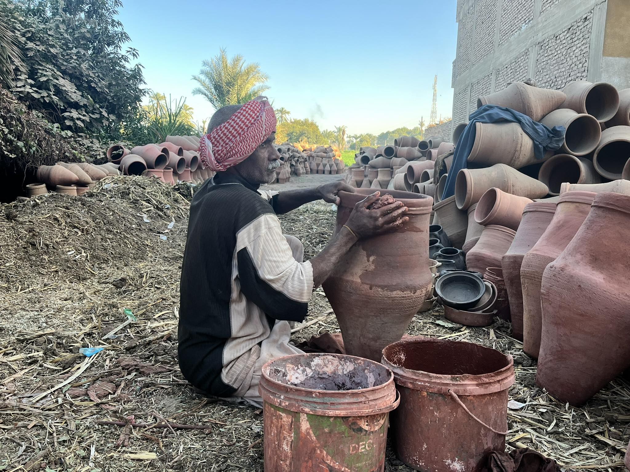 صانع فخار بقنا