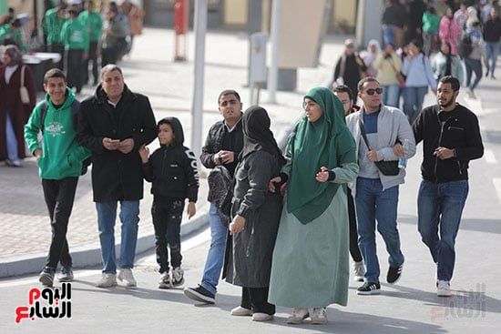 أسر بكاملها فى معرض الكتاب أسر بكاملها فى معرض الكتاب