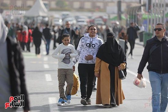 أسرة مصرية فى معرض الكتاب أسرة مصرية فى معرض الكتاب