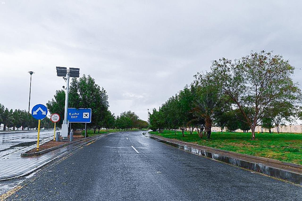 أمطار في 8 مناطق وتبوك الأعلى بـ 10.8 ملمترات في تيماء