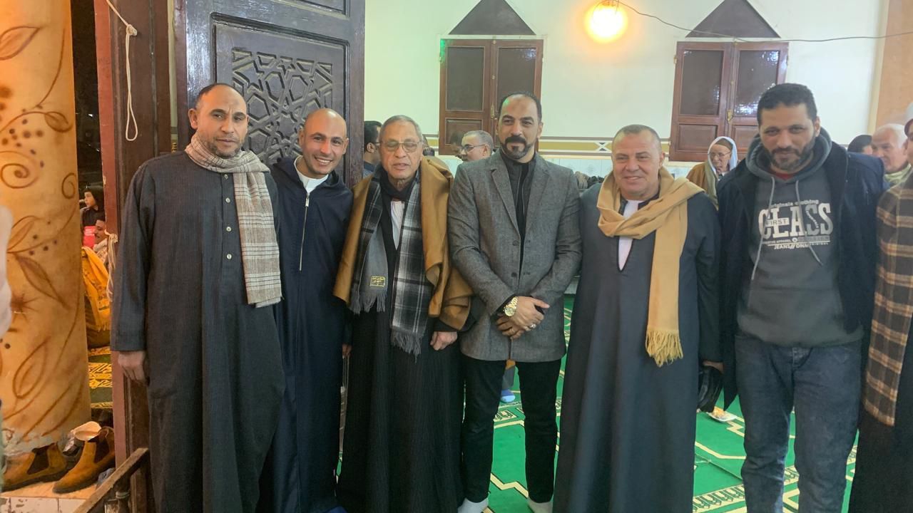 أهالي قرية طنط الجزيرة بالقليوبية يستقبلون شهر شعبان بأمسية دينية (6) أهالي قرية طنط الجزيرة بالقليوبية يستقبلون شهر شعبان بأمسية دينية (6)