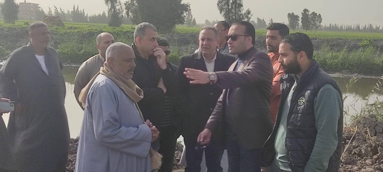 رئيس شركة مياه الشرب يتابع أعمال إصلاح الجسر رئيس شركة مياه الشرب يتابع أعمال إصلاح الجسر