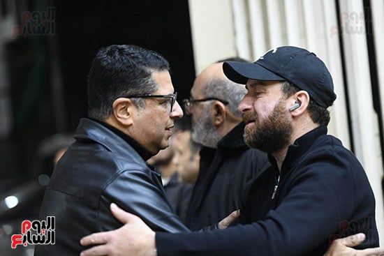 ايمن سلامة فى عزاء والدة نضال الشافعى ايمن سلامة فى عزاء والدة نضال الشافعى